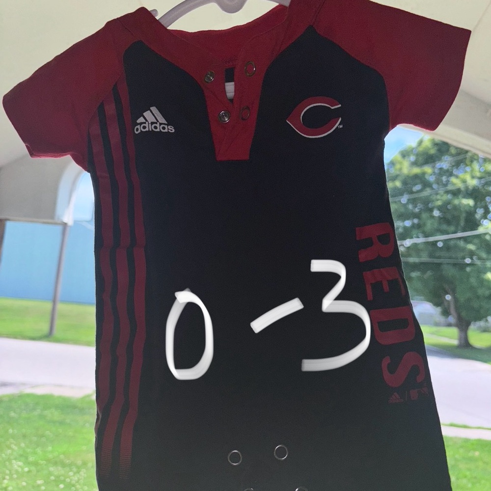 Adidas Black and Red Cincinnati Reds Jersey Athletic Top